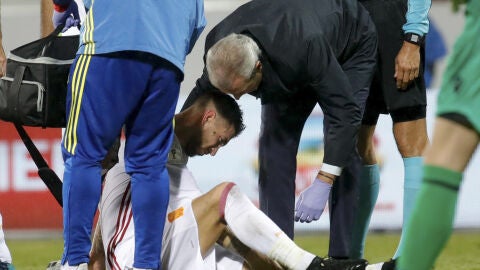 Sergio Ramos se retir&oacute; lesionado del Albania - Espa&ntilde;a