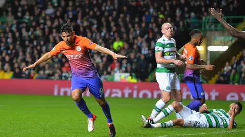 Nolito celebra un gol en Celtic Park Nolito celebra un gol en Celtic Park