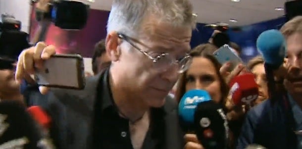 El padre de Piqué apoya la decisión de su hijo: "'Chapeau' a lo que ha dicho" El padre de Piqué apoya la decisión de su hijo: "'Chapeau' a lo que ha dicho"