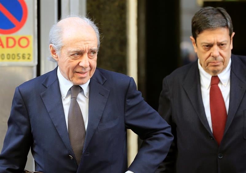 De la Torre dice que no entregó la 'tarjeta black' ni a Arturo Fernández, ni a Jesús Pedroche De la Torre dice que no entregó la 'tarjeta black' ni a Arturo Fernández, ni a Jesús Pedroche