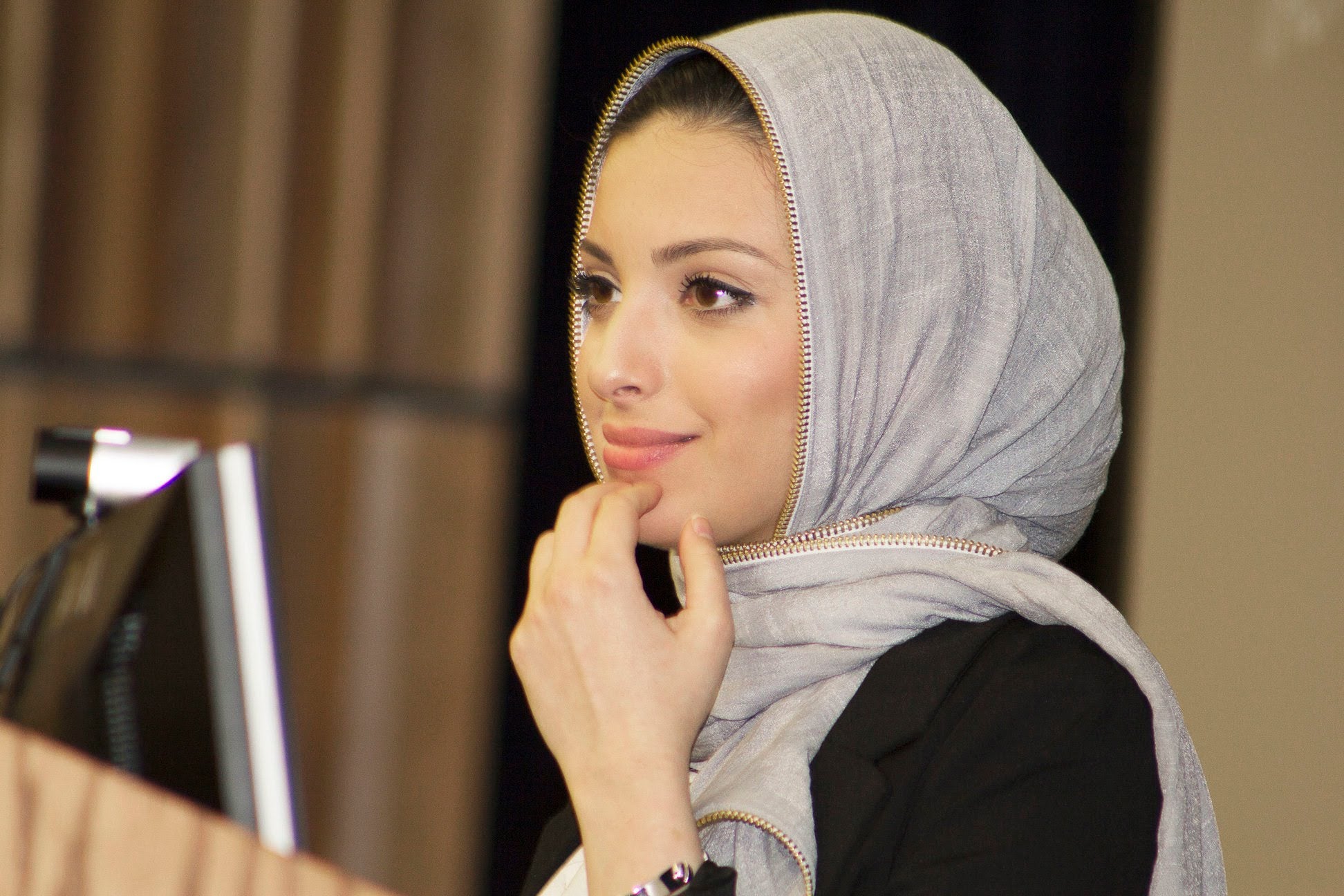 Noor Taguri, la primera mujer que posa con hiyab en la revista 'Playboy' Noor Taguri, la primera mujer que posa con hiyab en la revista 'Playboy'