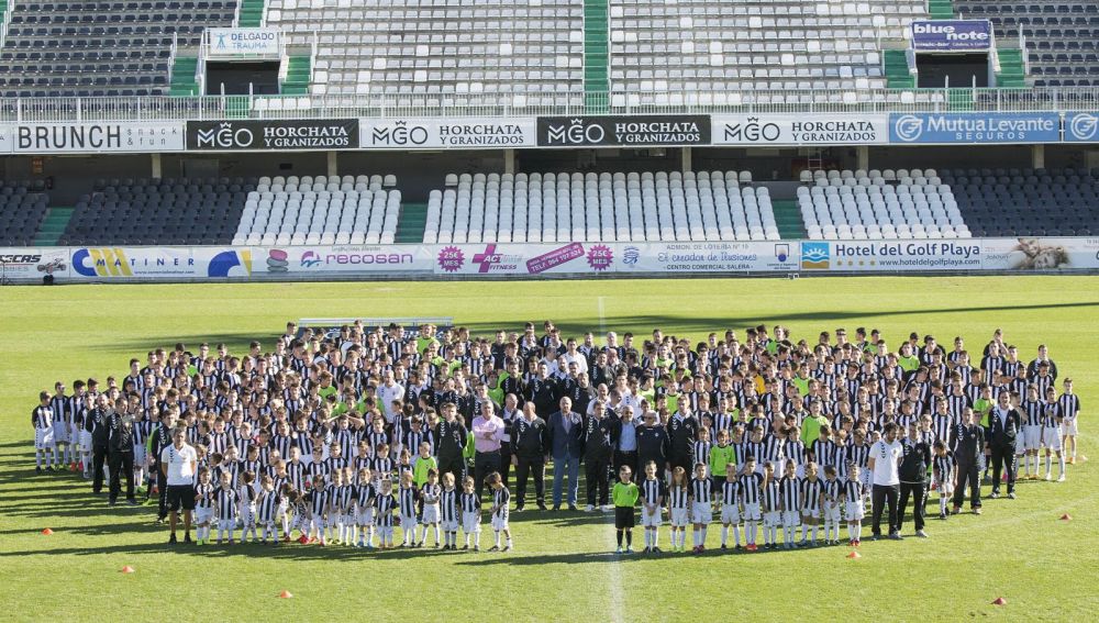 Acto de presentación de los equipos de fútbol base del CD Castellón