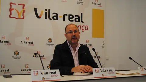 La Generalitat i Ajuntament de Vila-real firmaran un conveni per a l'obtenció de dos vivendes, que gestionarà la regidoria de Servicis Socials. La Generalitat i Ajuntament de Vila-real firmaran un conveni per a l'obtenció de dos vivendes, que gestionarà la regidoria de Servicis Socials.