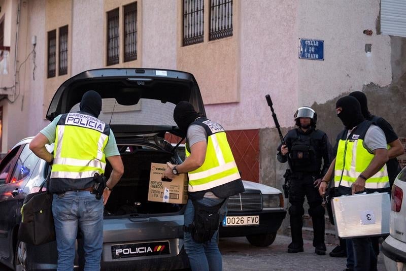 Detenidos en Gijón y San Sebastián dos hombres integrados plenamente en Daesh Detenidos en Gijón y San Sebastián dos hombres integrados plenamente en Daesh
