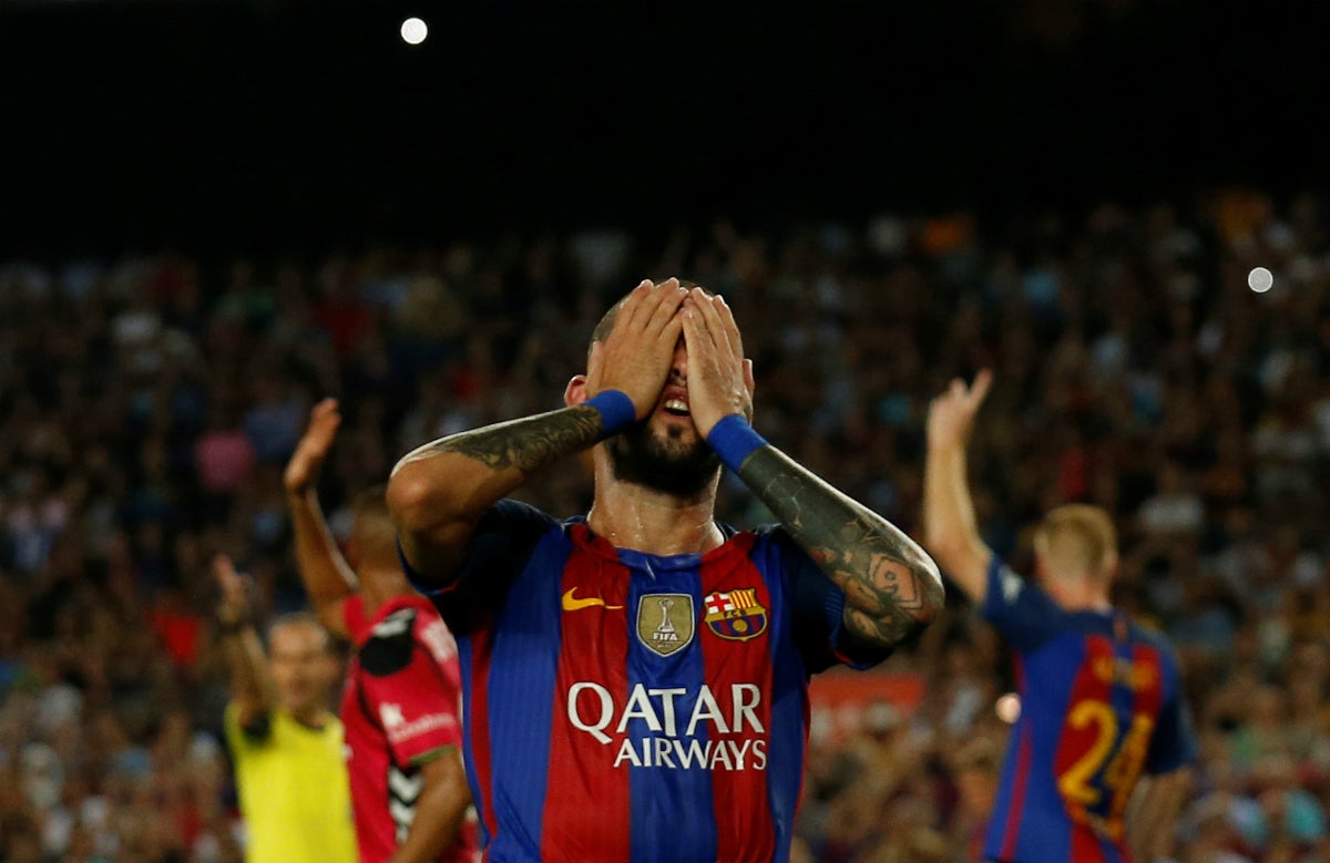 Luis Enrique sentencia a Aleix Vidal: se queda fuera de la lista ante el Deportivo de La Coruña Luis Enrique sentencia a Aleix Vidal: se queda fuera de la lista ante el Deportivo de La Coruña