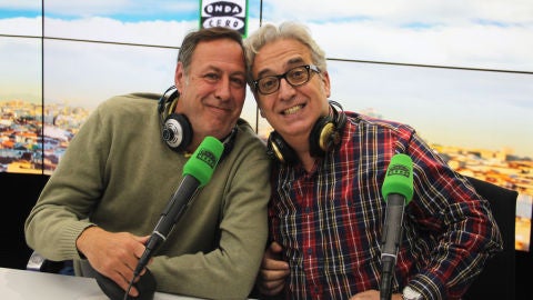 Sinacio y Leo Harlem en los estudios de Onda Cero