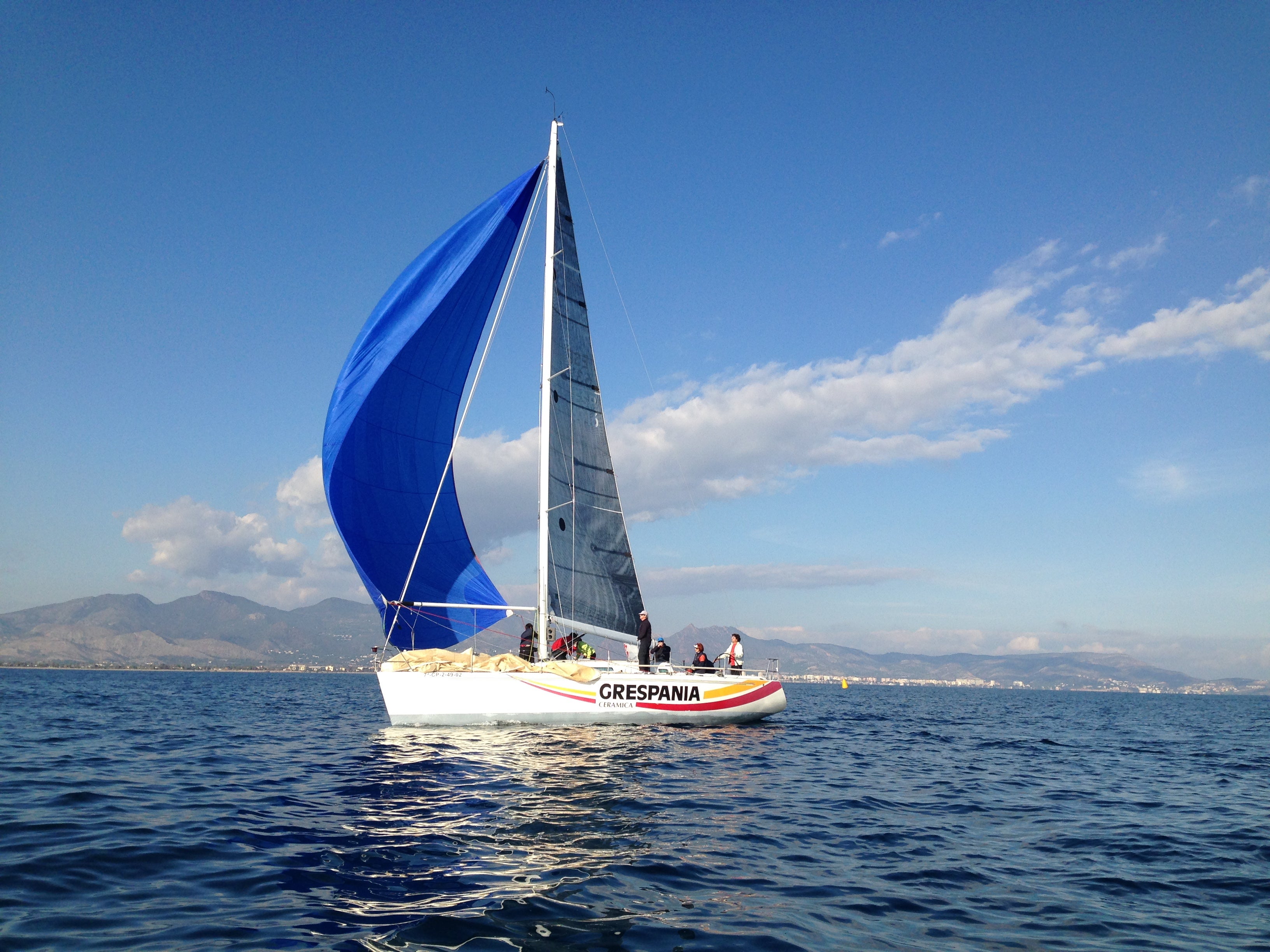 Resultados deportivos: Regata de Crucero, padel y pesca Resultados deportivos: Regata de Crucero, padel y pesca