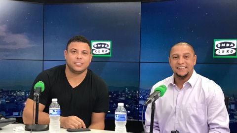 Roberto Carlos y Ronaldo, en El Transistor. 