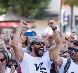 Jesús Candel, Spiriman, encabeza una protesta Jesús Candel, Spiriman, encabeza una protesta