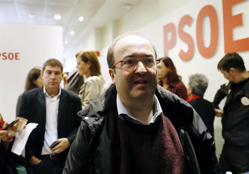 Iceta asegura que el PSC "desobedecerá" aunque cambie la relación con el PSOE Iceta asegura que el PSC "desobedecerá" aunque cambie la relación con el PSOE