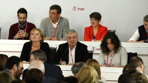 Mesa del Comit&eacute; Federal del PSOE