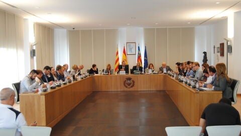 Vila-real aprova la reorganitzaci&oacute; del govern local, recentment anunciada per l'alcalde Benlloch.
