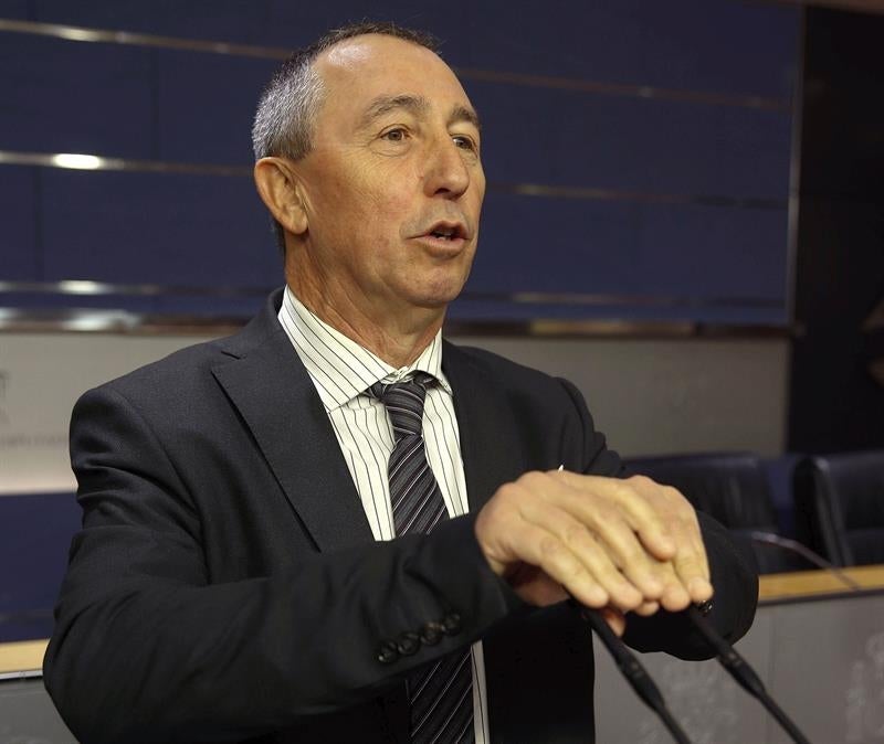 PSPV y Compromís piden a Mazón que reclame ante Madrid las necesidades de la Comunitat Valenciana PSPV y Compromís piden a Mazón que reclame ante Madrid las necesidades de la Comunitat Valenciana