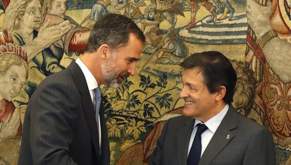 El Rey Felipe VI y Javier Fernández