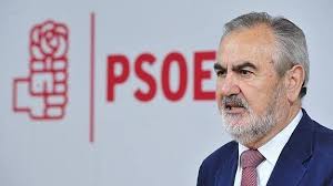 Rafael González Tovar recuerda que el reglamento del grupo parlamentario permite que los diputados puedan votar en conciencia Rafael González Tovar recuerda que el reglamento del grupo parlamentario permite que los diputados puedan votar en conciencia