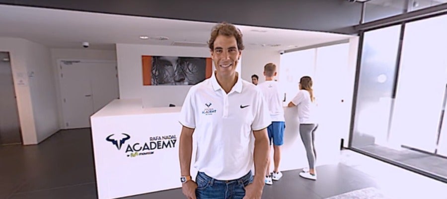 Rafa Nadal, enseñando su academia Rafa Nadal, enseñando su academia