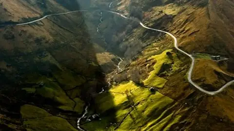 El perfil de Valles Pasiegos nos envía su foto del valle A través de Twitter