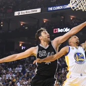 Pau Gasol tapona a Stephen Curry Pau Gasol tapona a Stephen Curry