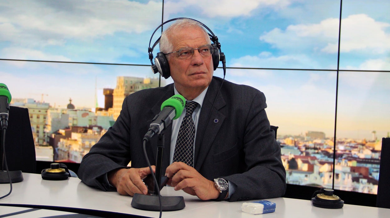 Josep Borrell: “Mi candidatura a liderar el PSOE es fruto de la imaginación” Josep Borrell: “Mi candidatura a liderar el PSOE es fruto de la imaginación”