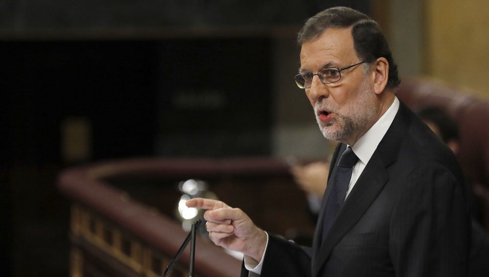 Rajoy suspende los efectos académicos de las reválidas hasta que haya pacto educativo Rajoy suspende los efectos académicos de las reválidas hasta que haya pacto educativo