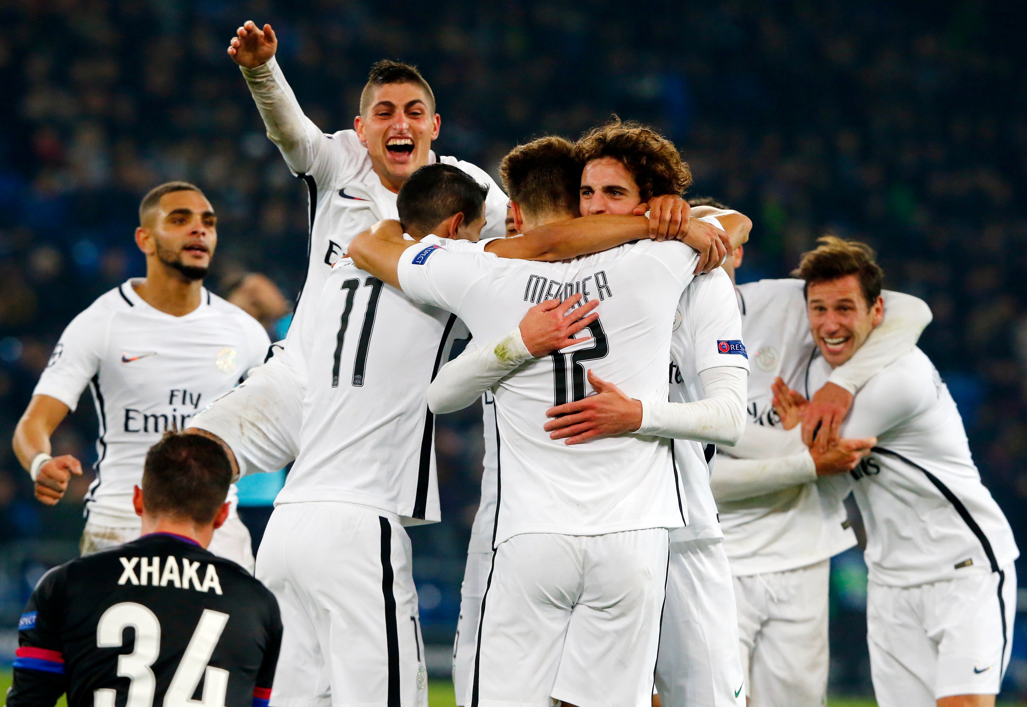 Un golazo de Meunier saca del atolladero al PSG y certifica su pase a octavos de la Champions League Un golazo de Meunier saca del atolladero al PSG y certifica su pase a octavos de la Champions League