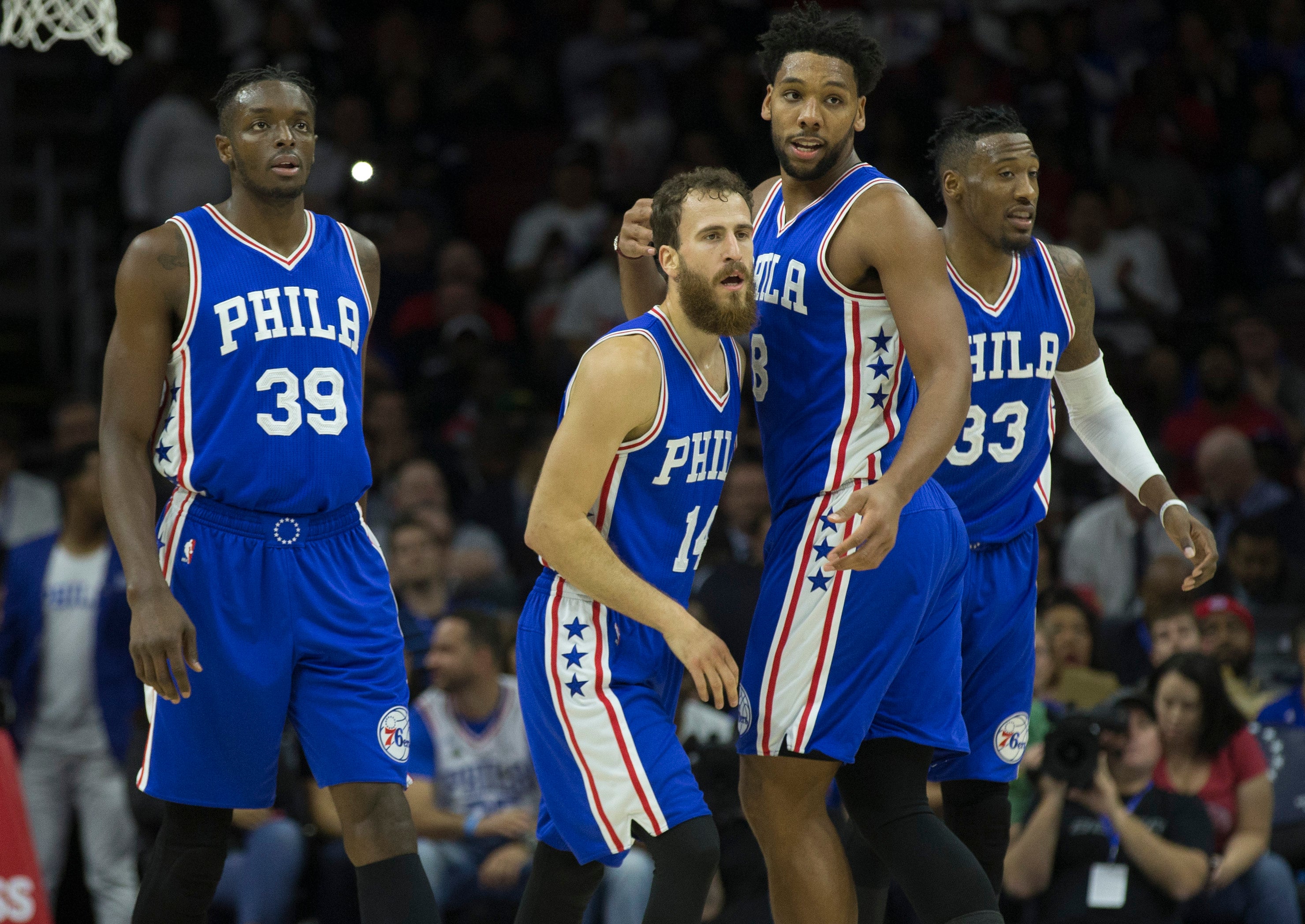 Ibaka y Vucevic dan la victoria a los Magic ante los Sixers a pesar del 'show' de Sergio Rodríguez Ibaka y Vucevic dan la victoria a los Magic ante los Sixers a pesar del 'show' de Sergio Rodríguez