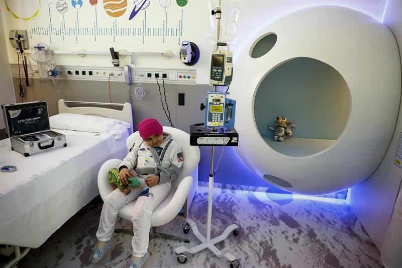 Inauguran la 'Estación Lunar' en la planta de oncología pediátrica del Gregorio Marañón Inauguran la 'Estación Lunar' en la planta de oncología pediátrica del Gregorio Marañón