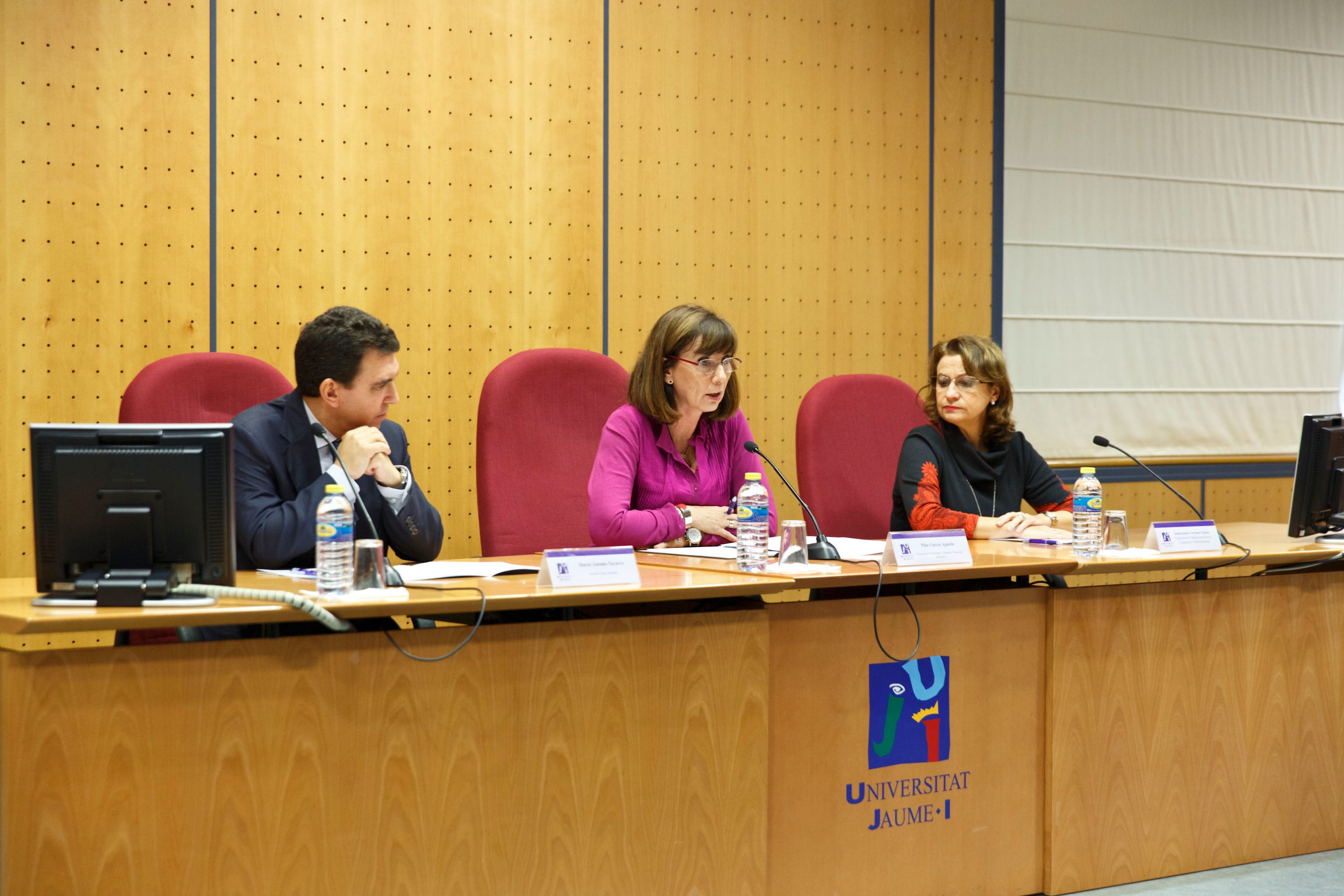 La fundación Banco Sabadell premia el talento de los universitarios de la de UJI La fundación Banco Sabadell premia el talento de los universitarios de la de UJI