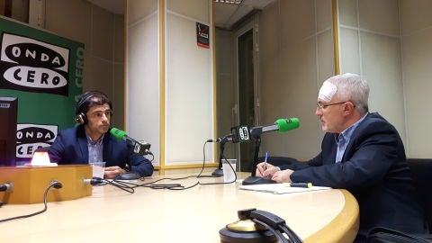 Eduard Ure&ntilde;a entrevista a Antonio Montiel