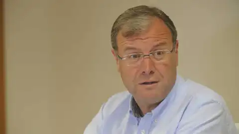Antonio Silván, alcalde de León. Antonio Silván, alcalde de León.
