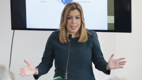 Susana D&iacute;az ante los medios