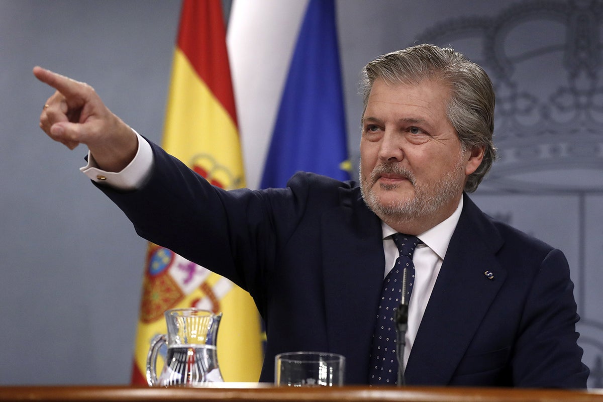 Íñigo Méndez de Vigo: "El cambio en las evaluaciones es un primer paso para el pacto educativo" Íñigo Méndez de Vigo: "El cambio en las evaluaciones es un primer paso para el pacto educativo"