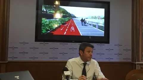 Jose Antonio Santano "Aeropuerto de Hondarribia". Jose Antonio Santano "Aeropuerto de Hondarribia".