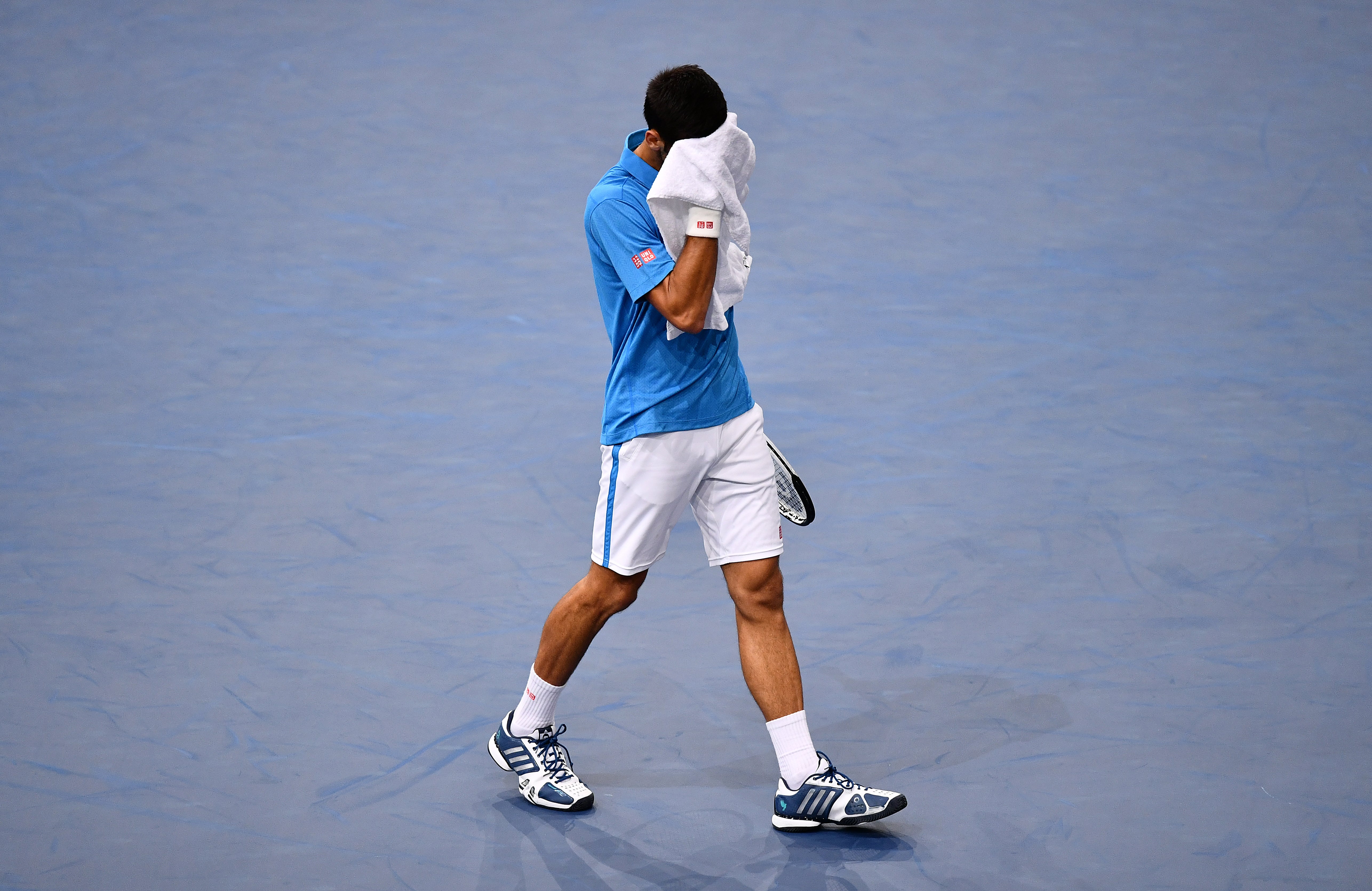 Djokovic cae ante Cilic en París y podría perder el número 1 de la ATP Djokovic cae ante Cilic en París y podría perder el número 1 de la ATP