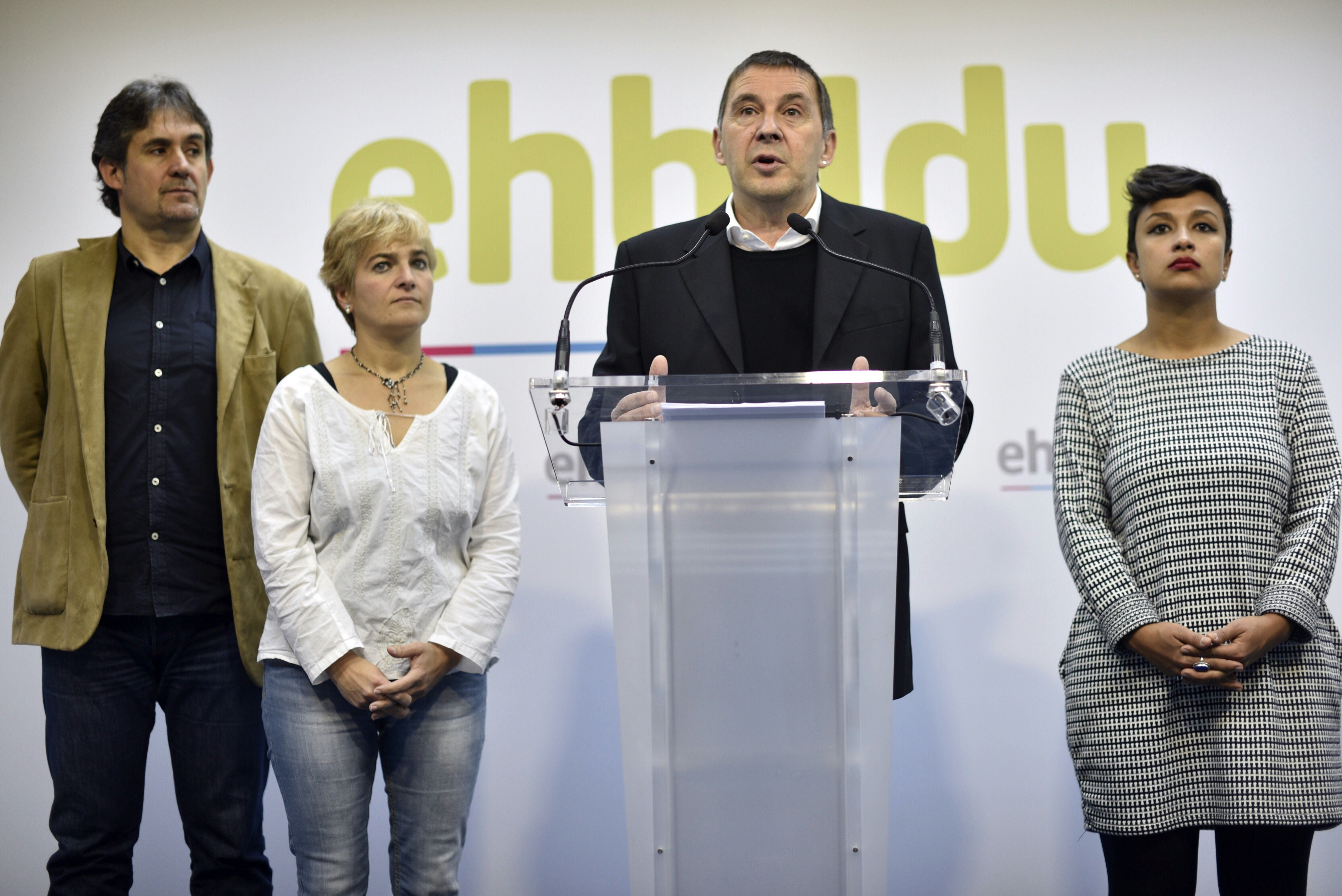 Tertulia: ¿No aceptar el acuerdo con EHBildu es tener carencias democráticas? Tertulia: ¿No aceptar el acuerdo con EHBildu es tener carencias democráticas?