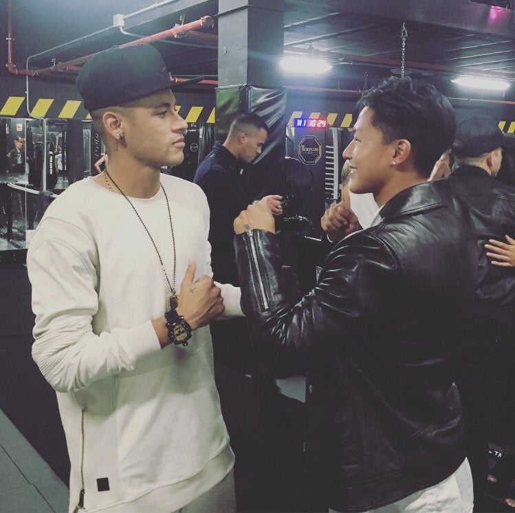Neymar desafía al 'Messi coreano' del Barça a un combate de boxeo Neymar desafía al 'Messi coreano' del Barça a un combate de boxeo
