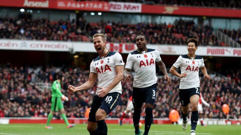 Harry Kane celebra su gol con el Tottenham