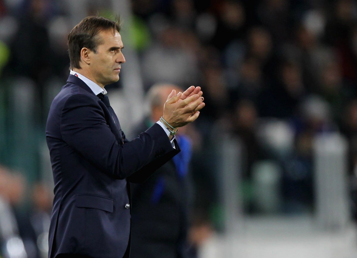 Lopetegui: "Vitolo es un chico que siempre quiere aprender más" Lopetegui: "Vitolo es un chico que siempre quiere aprender más"