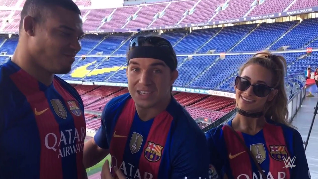 Un equipo de la WWE tienta a Messi: "Si buscas un reto únete a nosotros" Un equipo de la WWE tienta a Messi: "Si buscas un reto únete a nosotros"