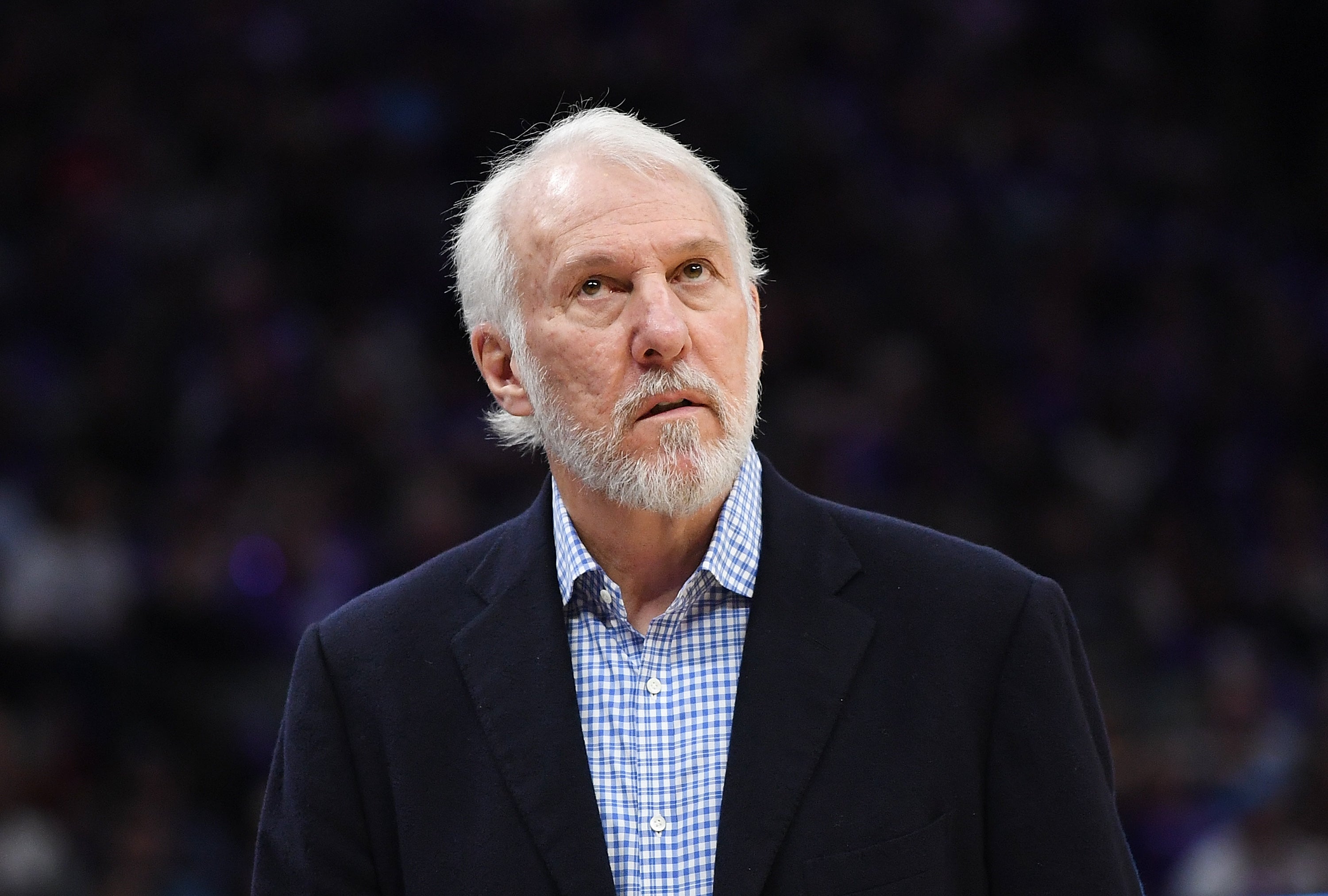 El duro mensaje de Popovich a Donald Trump: "No puedo ni imaginar ser musulmán, o mujer, o afroamericano o hispano o una persona con discapacidad" El duro mensaje de Popovich a Donald Trump: "No puedo ni imaginar ser musulmán, o mujer, o afroamericano o hispano o una persona con discapacidad"
