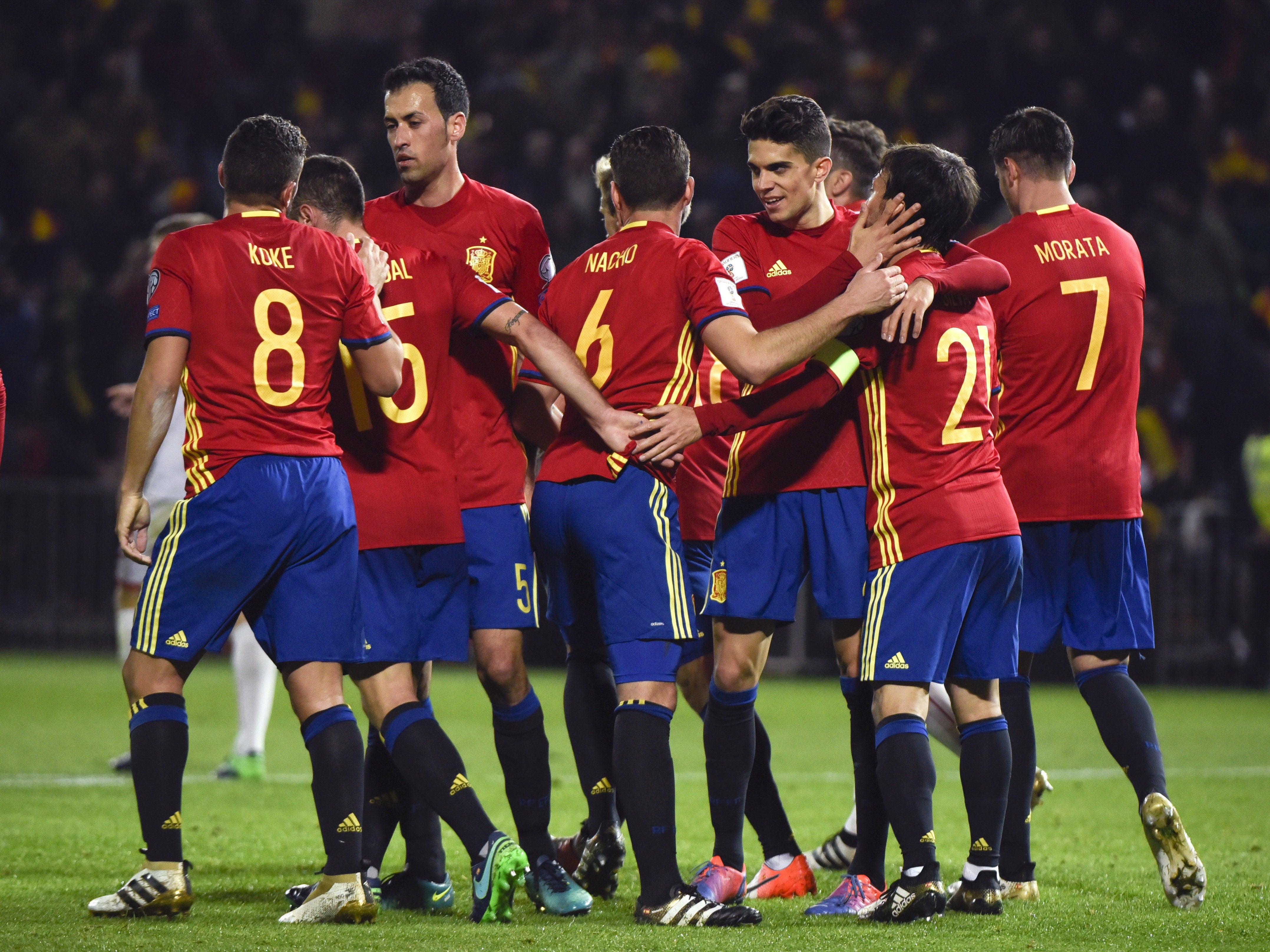 España se deja los goles para el final en su victoria contra Macedonia España se deja los goles para el final en su victoria contra Macedonia