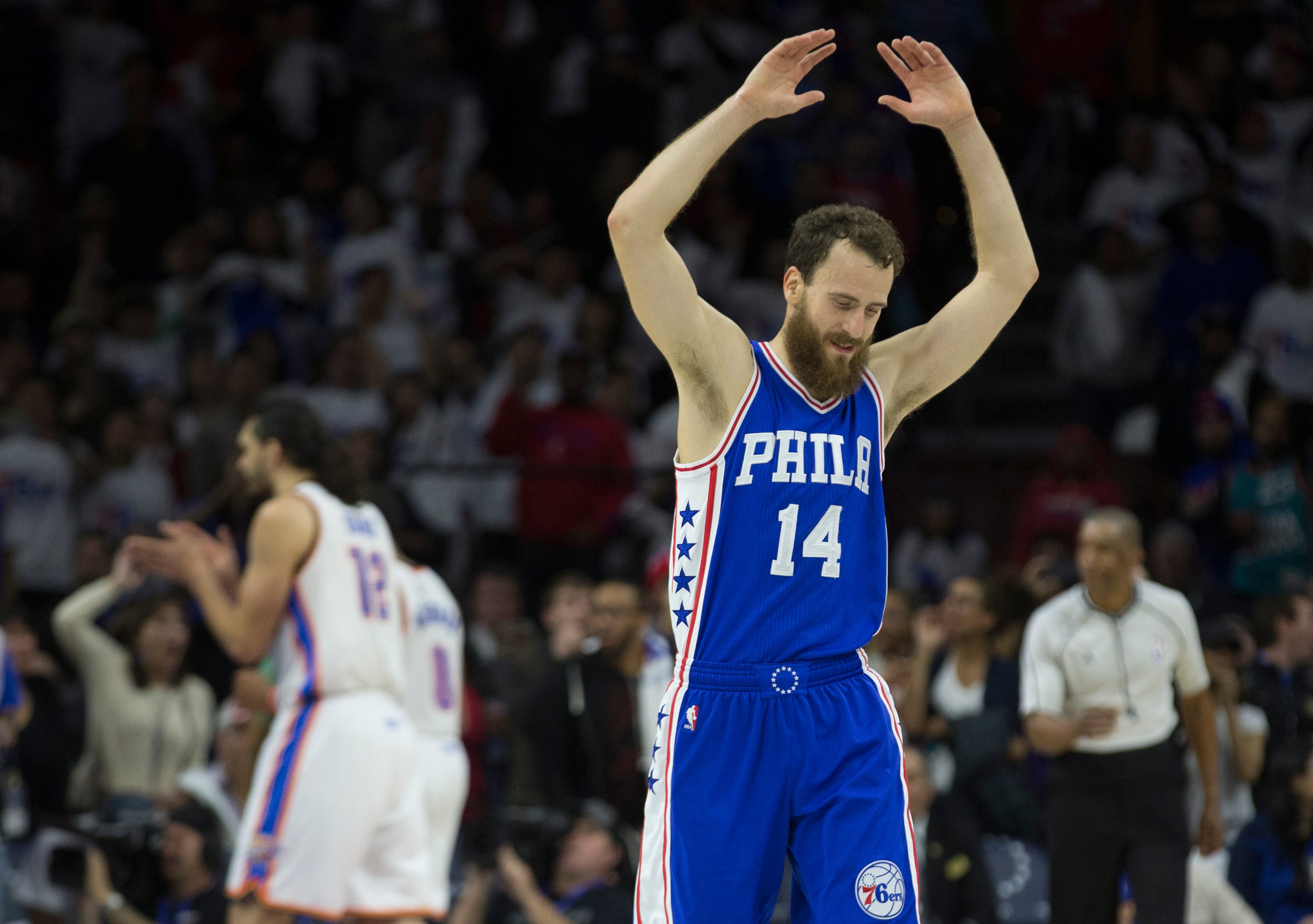 Sergio Rodríguez dirige la primera victoria de los Sixers de la temporada Sergio Rodríguez dirige la primera victoria de los Sixers de la temporada