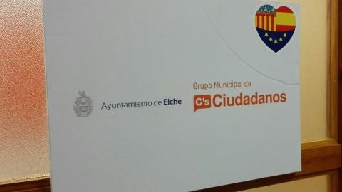 Grupos pol&iacute;ticos