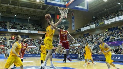 El base del UCAM Murcia, Facundo Campazzo.