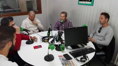 Onda Deportiva Jaén con José Cortés 14/11/2016 Josema del At. Mancha Real, Sergio Molina del Real Jaén e Higinio del Linares Deportivo