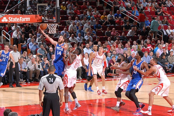 Harden dirige la paliza de los Rockets a los Sixers de Sergio Rodríguez Harden dirige la paliza de los Rockets a los Sixers de Sergio Rodríguez