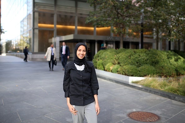 La policía de Escocia aprueba incluir el hiyab como parte de su uniforme oficial La policía de Escocia aprueba incluir el hiyab como parte de su uniforme oficial