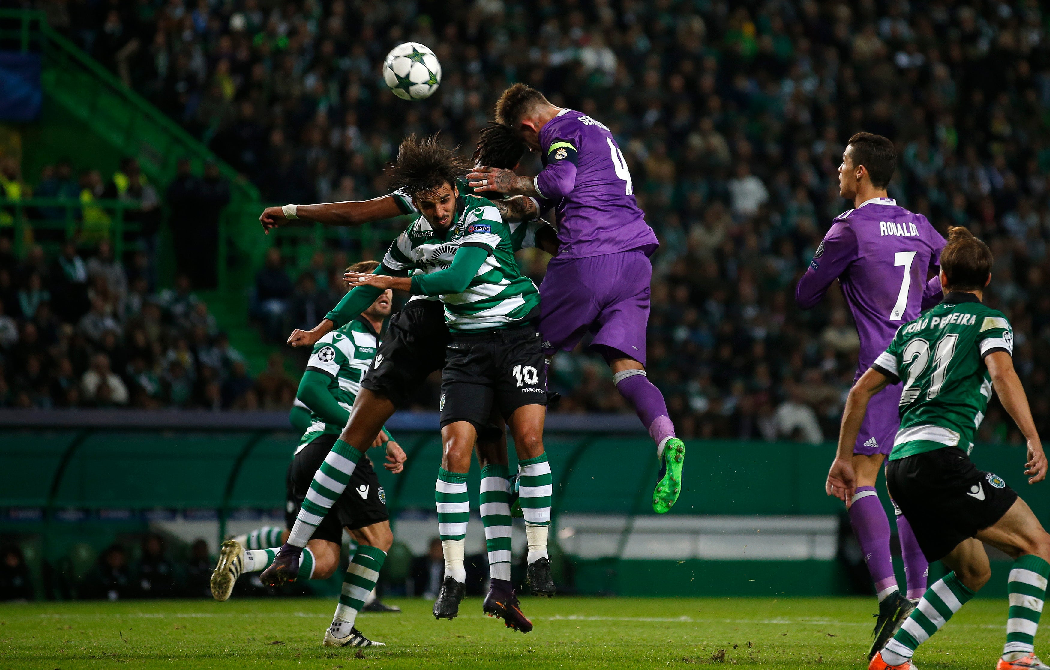 El Real Madrid firma el pase a octavos tras superar al Sporting y se jugará el liderato contra el Dortmund El Real Madrid firma el pase a octavos tras superar al Sporting y se jugará el liderato contra el Dortmund