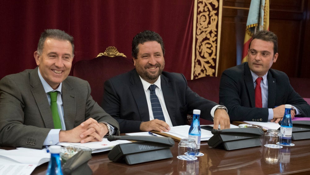 El presidente de la Diputación, Javier Moliner, confía en seguir la vía de diálogo abierta con la oposición. El presidente de la Diputación, Javier Moliner, confía en seguir la vía de diálogo abierta con la oposición.