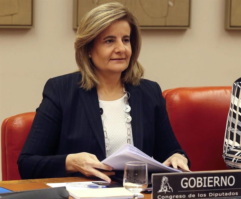 Fátima Báñez durante su comparecencia en la Comisión del Pacto de Toledo para informar sobre la situación del sistema de pensiones Fátima Báñez durante su comparecencia en la Comisión del Pacto de Toledo para informar sobre la situación del sistema de pensiones